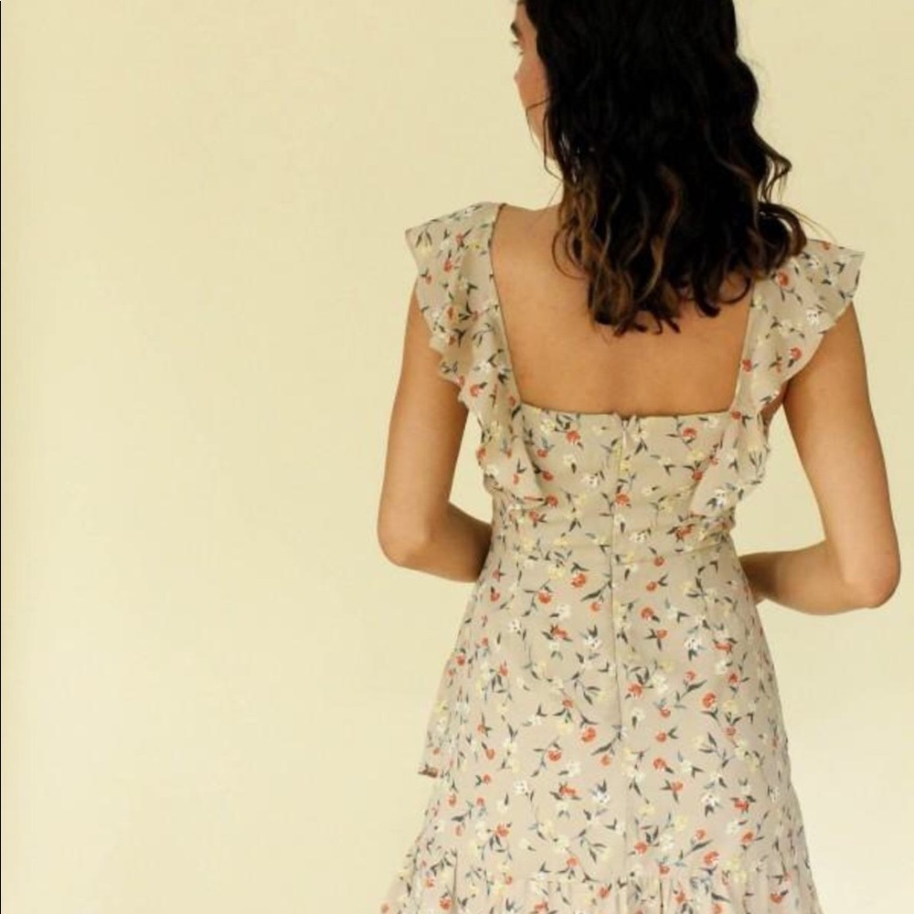 J.O.A. Ruched Front Ruffle Dress - Picture 5 of 13